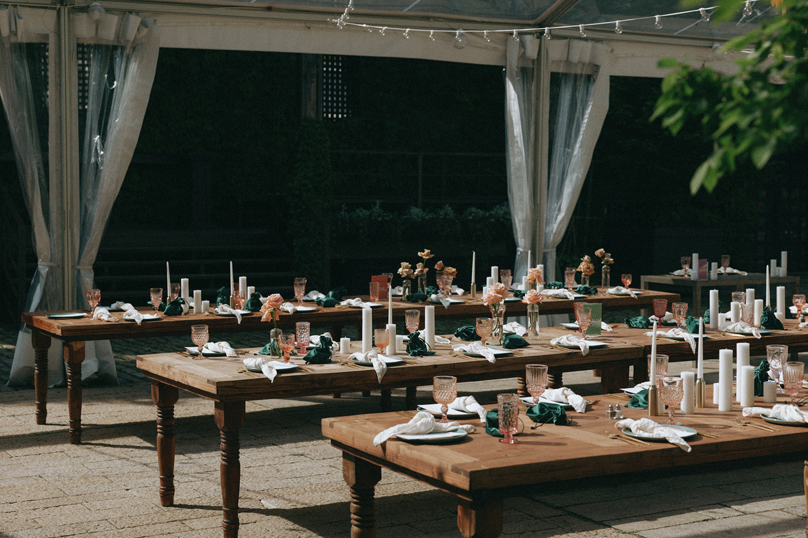 Table Settings by Red Table Catering. Photo by Elsie Goodman